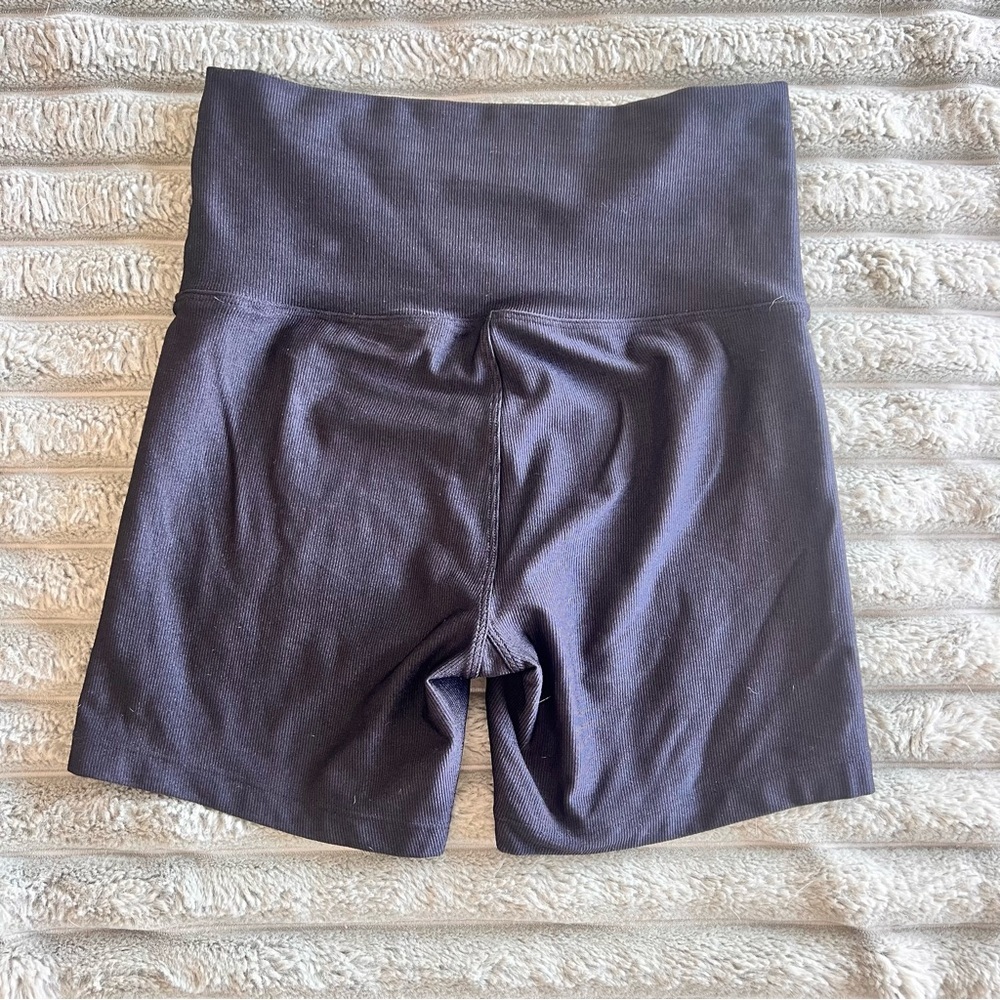 Aerie Women's High Rise Bike Shorts 5" Inseam- Size S - Picture 4 of 5